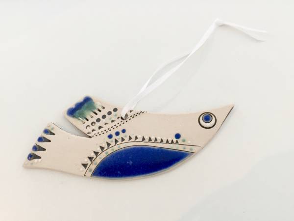 - a Ceramic by Katie Murton, measuring 6 x 14 cm (H x W) £24